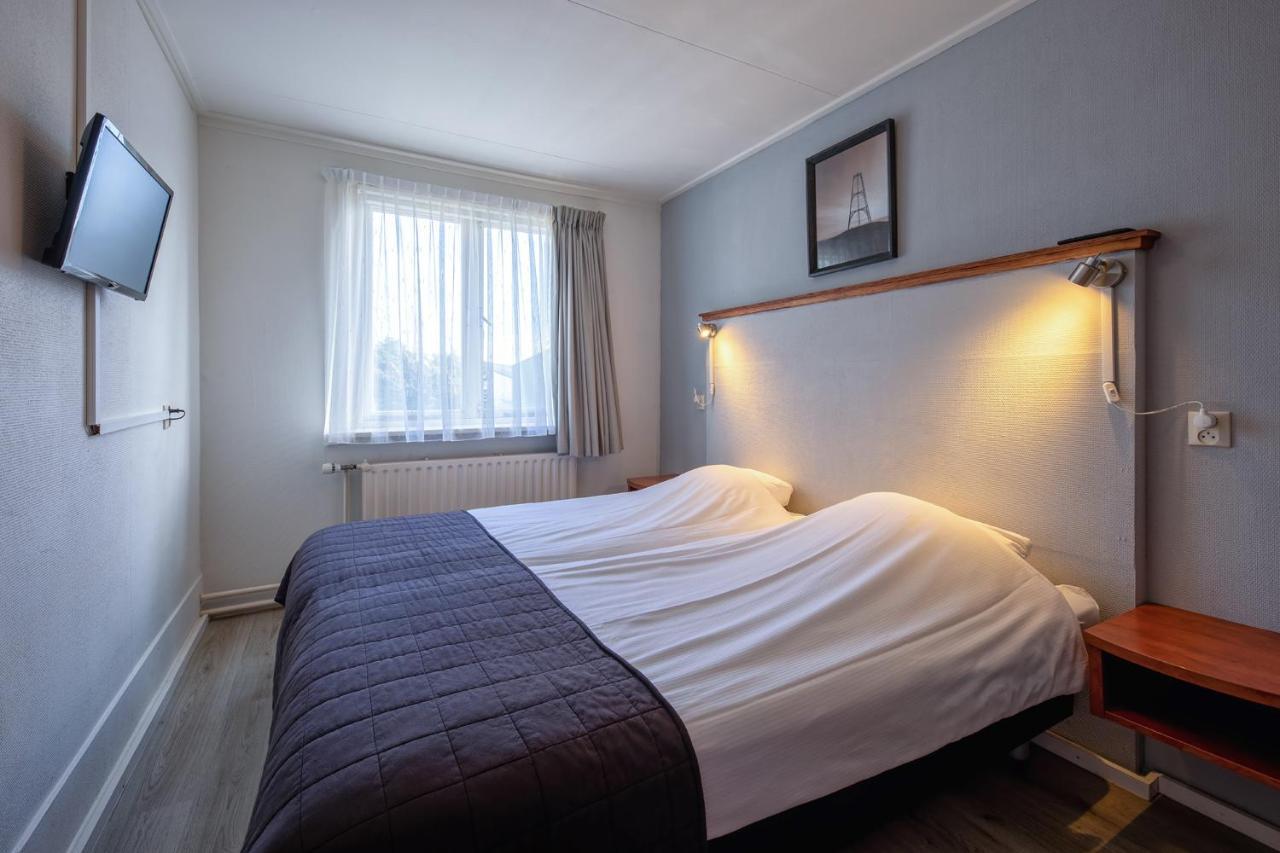 B&B Hotel Rebecca De Waal Eksteriør bilde
