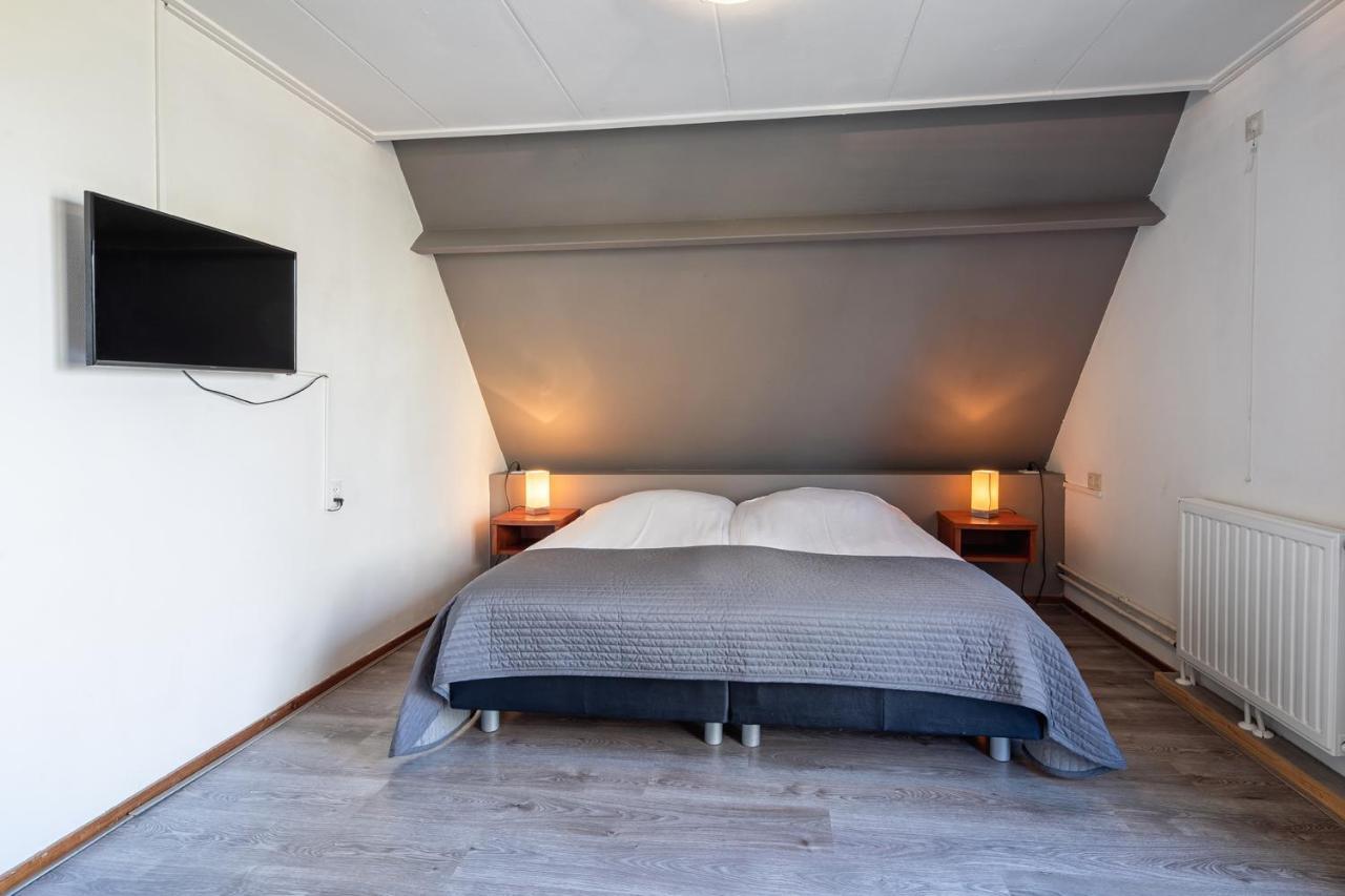 B&B Hotel Rebecca De Waal Eksteriør bilde