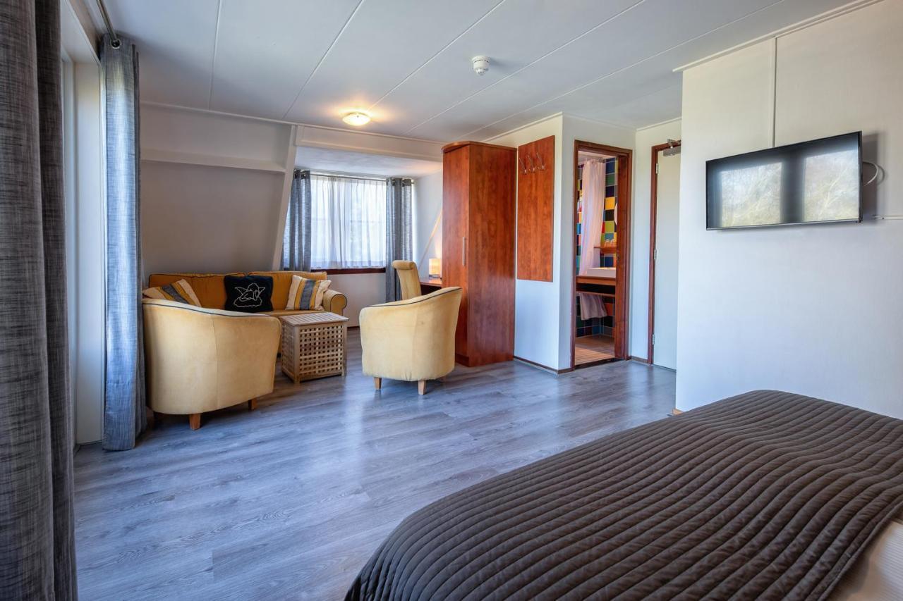 B&B Hotel Rebecca De Waal Eksteriør bilde