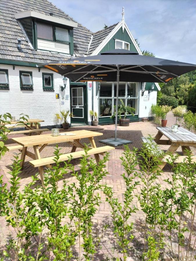 B&B Hotel Rebecca De Waal Eksteriør bilde